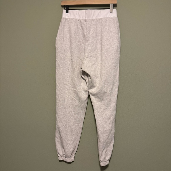 Victoria’s Secret Heather Grey Joggers - Size Medium - Picture 3 of 6